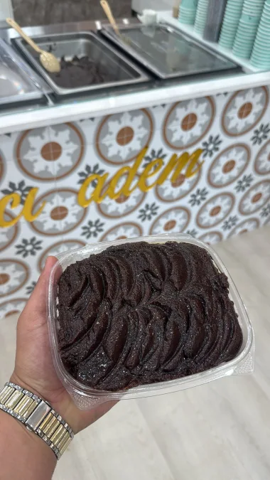 Chocolate halva